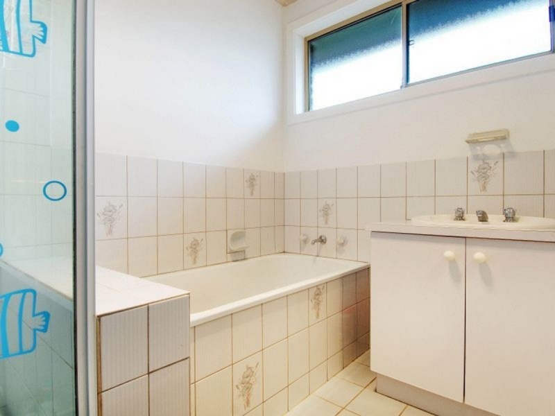 2/149 Maidstone Street, Altona VIC 3018