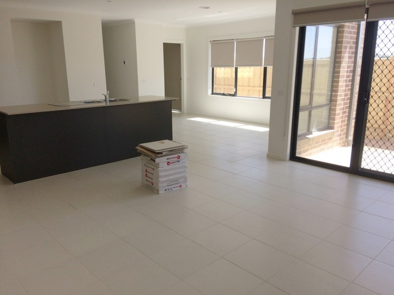 14 Living Crescent, Point Cook VIC 3030