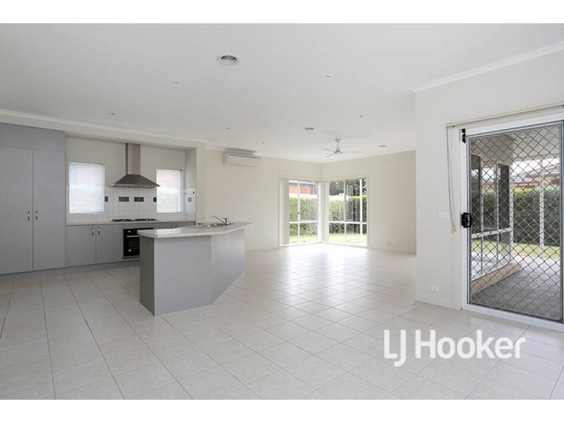 23 Central Park Avenue, Point Cook VIC 3030