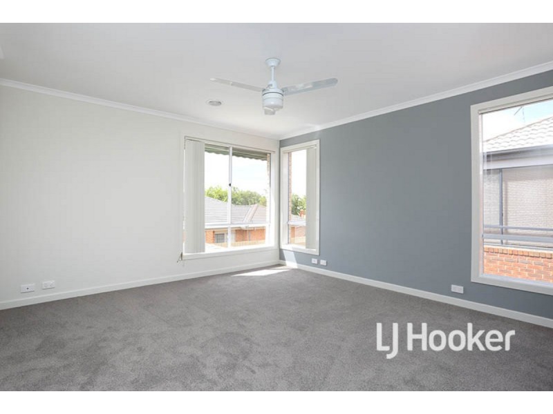 23 Central Park Avenue, Point Cook VIC 3030