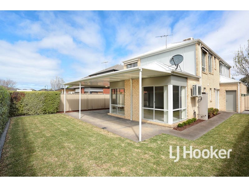 23 Central Park Avenue, Point Cook VIC 3030