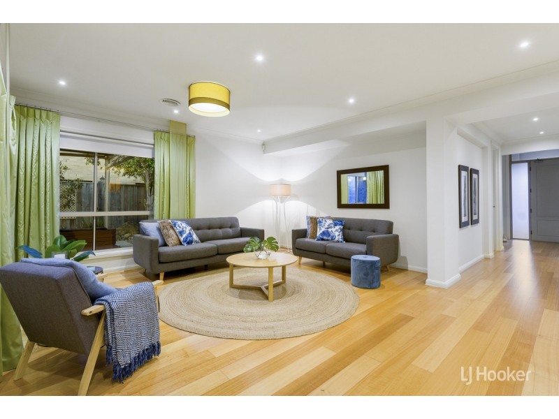 12 Lincoln Heath Boulevard, Point Cook VIC 3030