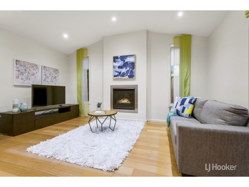 12 Lincoln Heath Boulevard, Point Cook VIC 3030