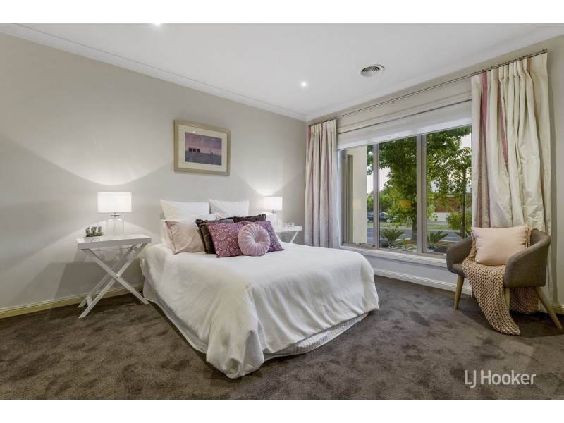 12 Lincoln Heath Boulevard, Point Cook VIC 3030