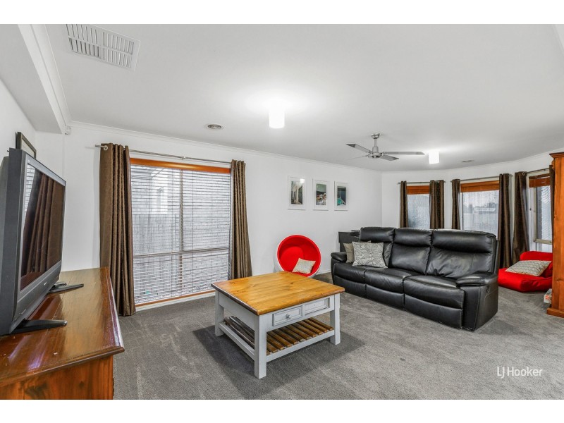 37 Jamieson Way, Point Cook VIC 3030