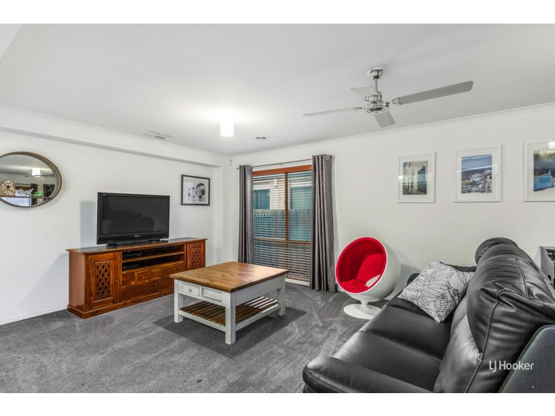 37 Jamieson Way, Point Cook VIC 3030