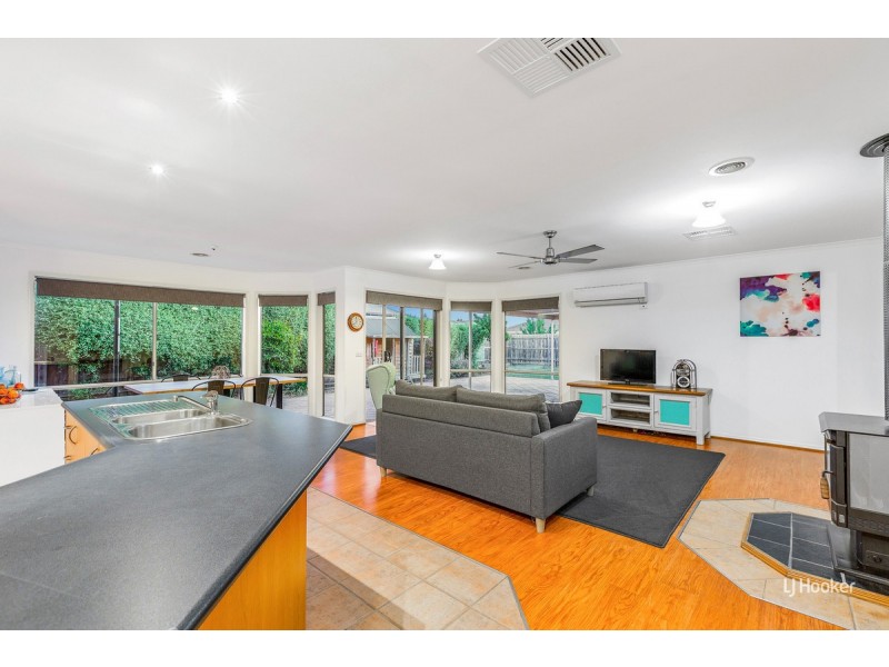 37 Jamieson Way, Point Cook VIC 3030