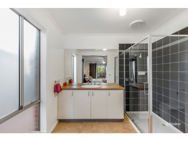 37 Jamieson Way, Point Cook VIC 3030