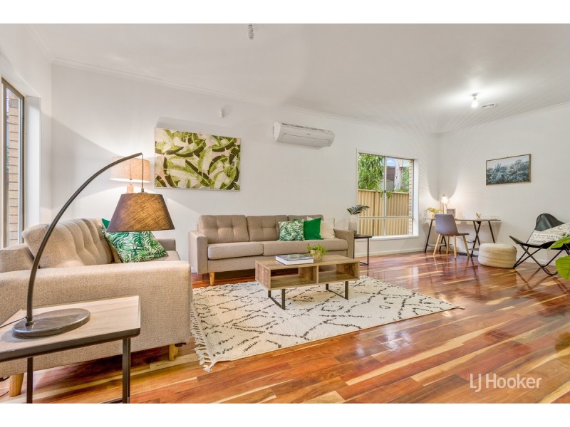 16 The Avenue, Caroline Springs VIC 3023