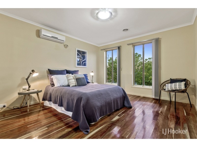 16 The Avenue, Caroline Springs VIC 3023