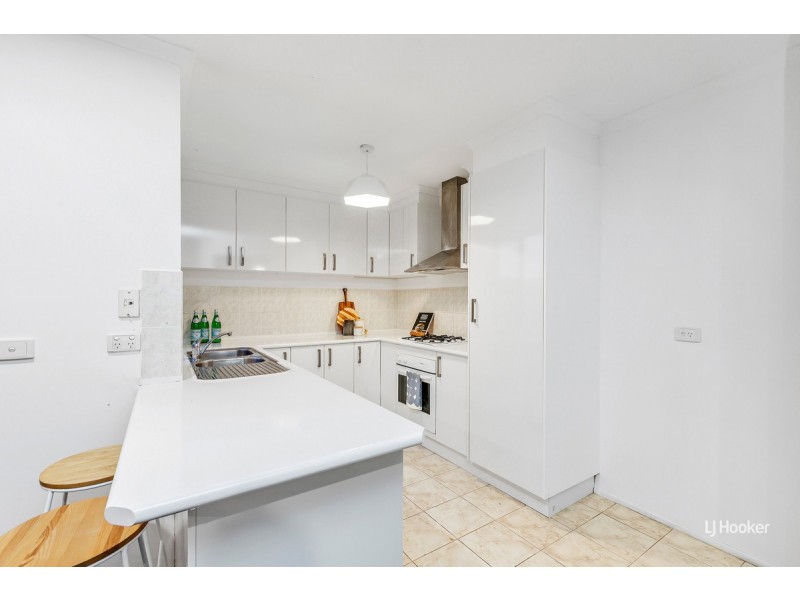 13 Willowgreen Way, Point Cook VIC 3030