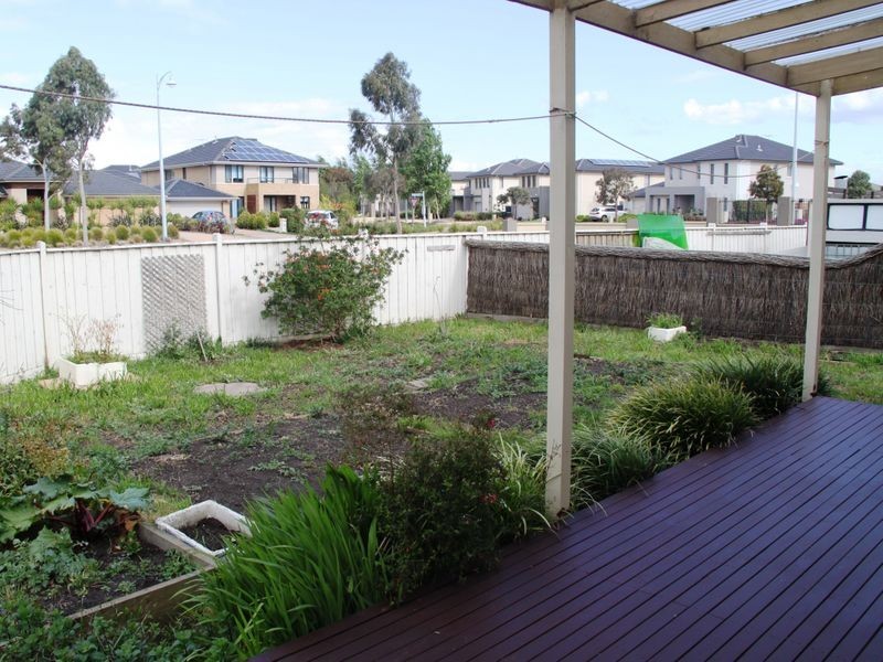 63 Signature Boulevard, Point Cook VIC 3030