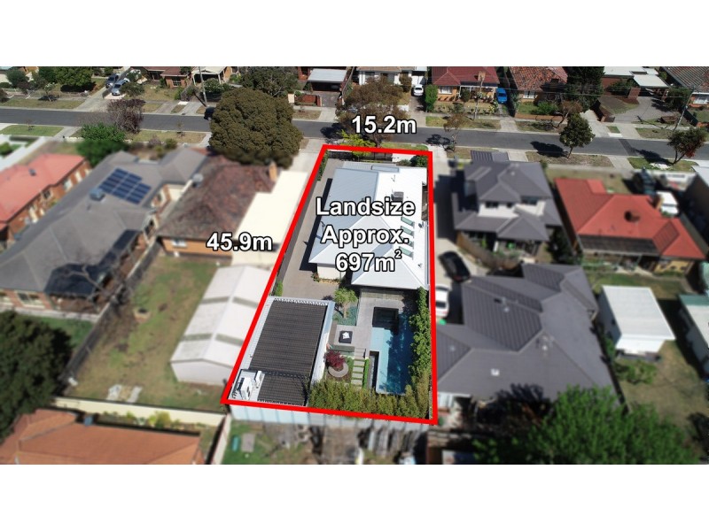 18 Curlew Avenue, Altona VIC 3018