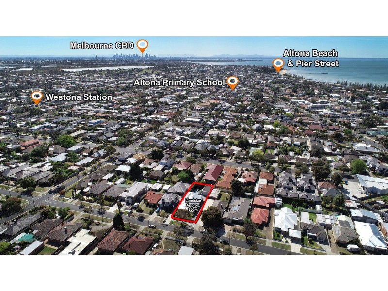 18 Curlew Avenue, Altona VIC 3018