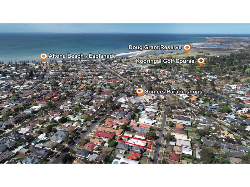 18 Curlew Avenue, Altona VIC 3018