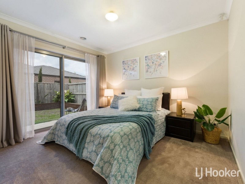 30 Lockheed Parade, Point Cook VIC 3030