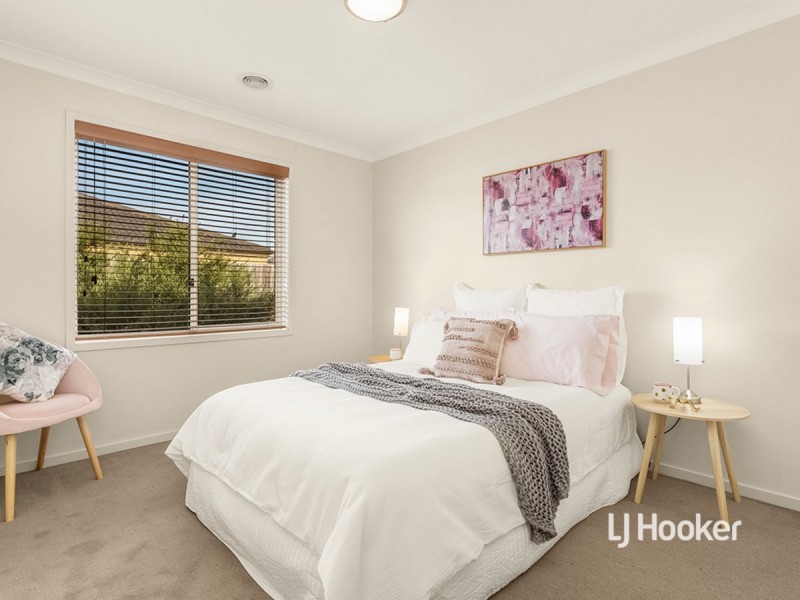 8 Surveyor Street, Wyndham Vale VIC 3024