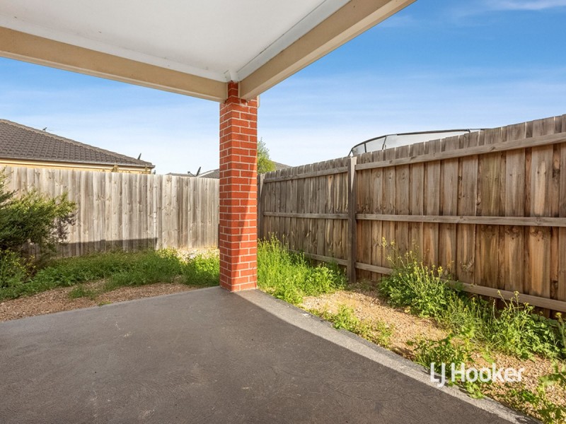 8 Surveyor Street, Wyndham Vale VIC 3024