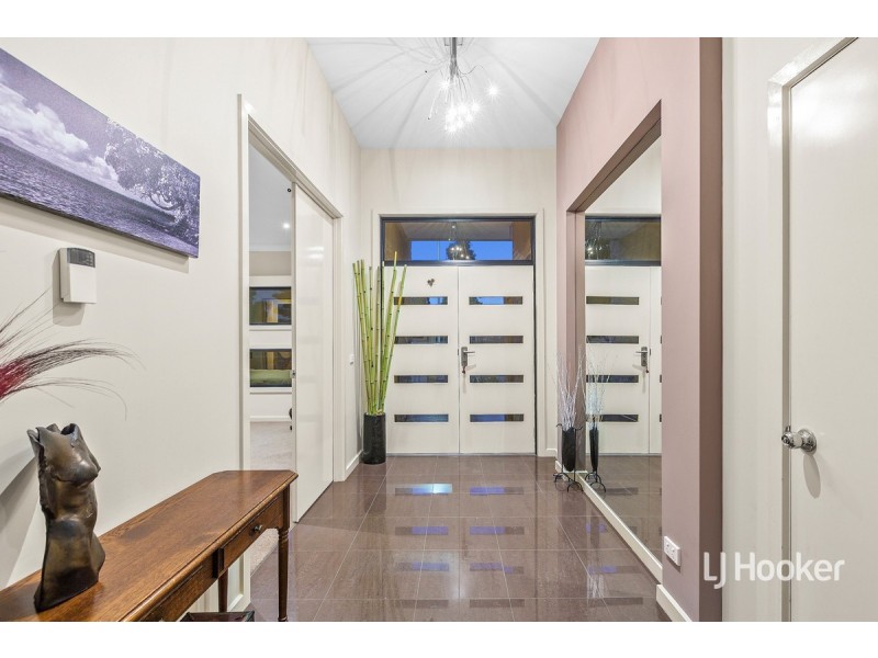 9 Vasto Drive, Point Cook VIC 3030