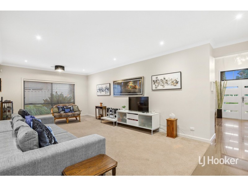 9 Vasto Drive, Point Cook VIC 3030