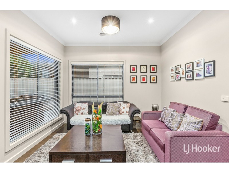 9 Vasto Drive, Point Cook VIC 3030