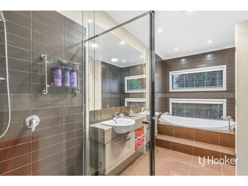 9 Vasto Drive, Point Cook VIC 3030