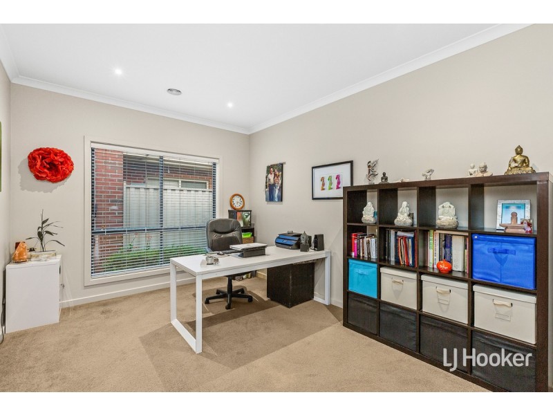 9 Vasto Drive, Point Cook VIC 3030