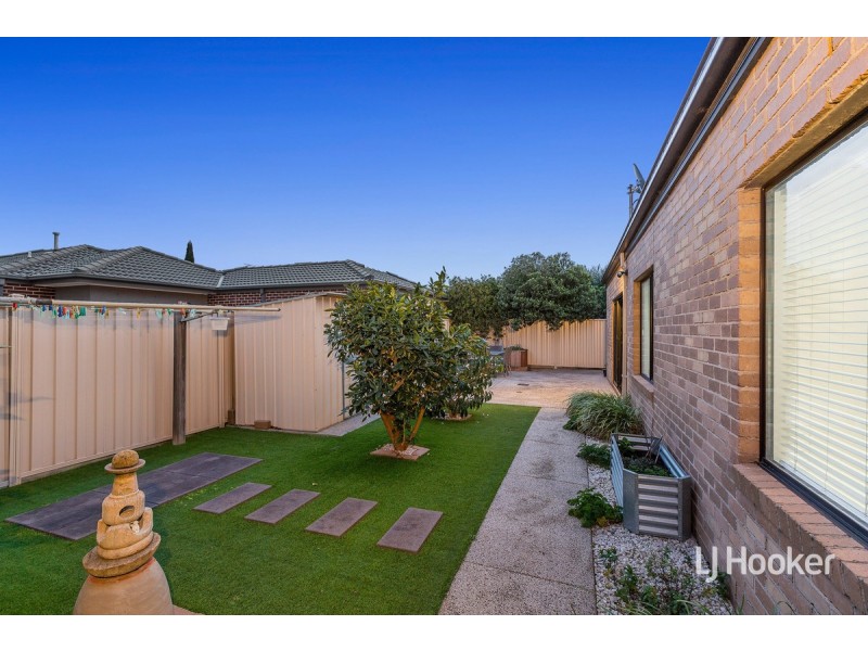 9 Vasto Drive, Point Cook VIC 3030