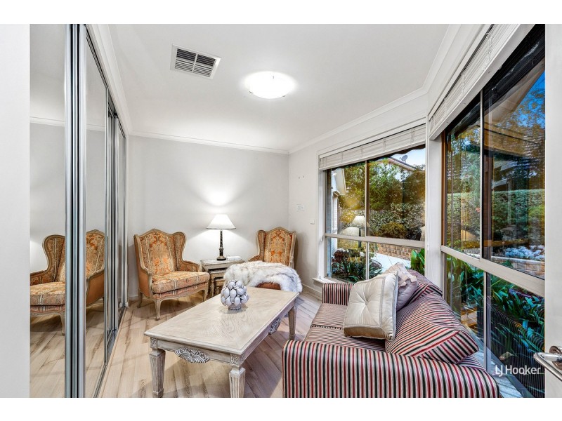 4 The Point, Sanctuary Lakes VIC 3030