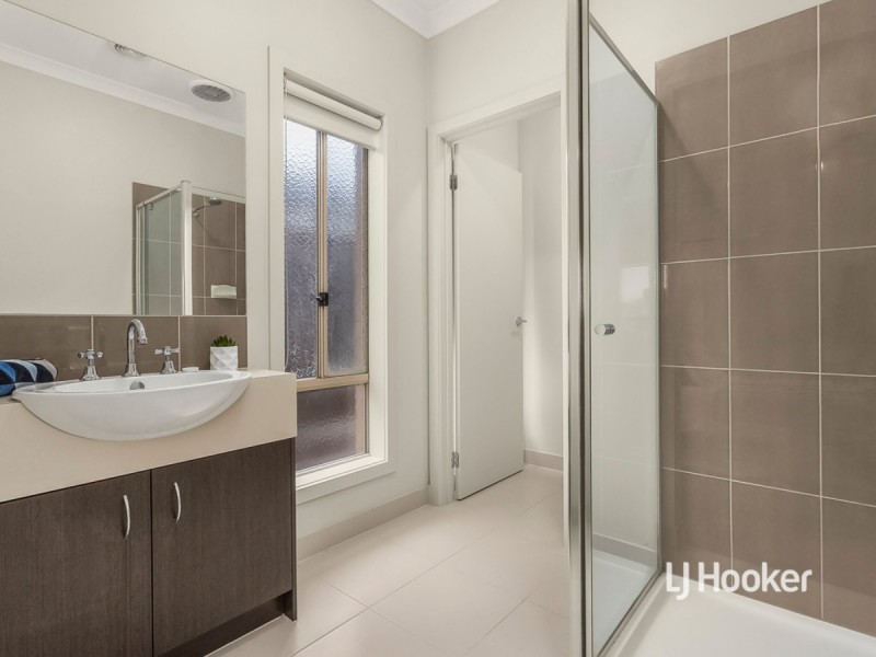 73 Middleton Drive, Point Cook VIC 3030