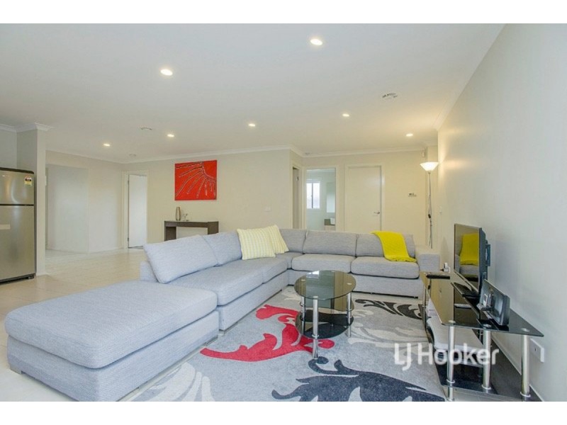 1 Lorne Way, Point Cook VIC 3030