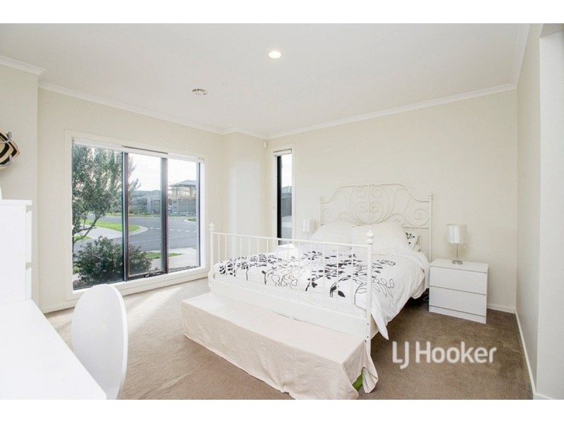 1 Lorne Way, Point Cook VIC 3030