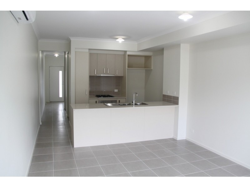 21 Grantham Walk, Williams Landing VIC 3027