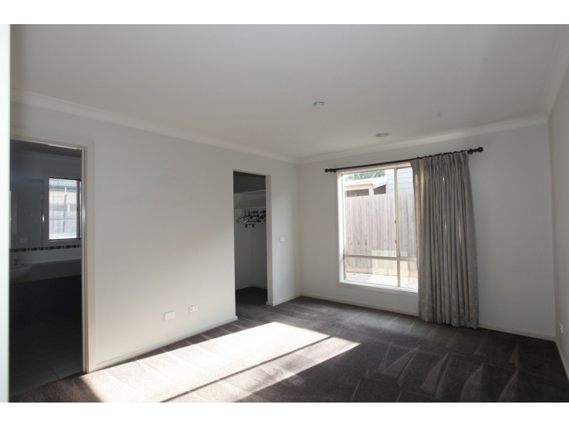 26 Neptune Drive, Point Cook VIC 3030
