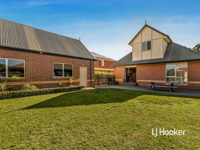24 Gundowring Drive, Seabrook VIC 3028