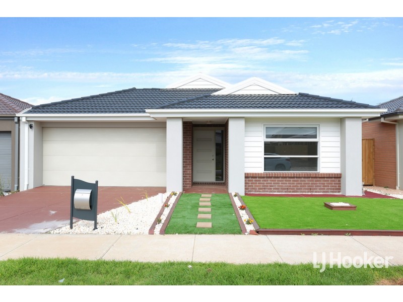 27 Squadron Road, Point Cook VIC 3030
