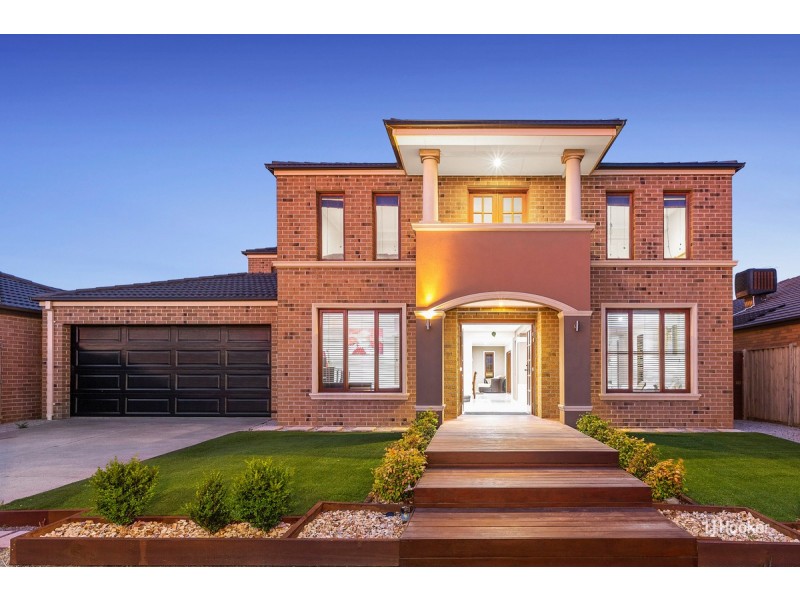 2 Banilla Close, Point Cook VIC 3030