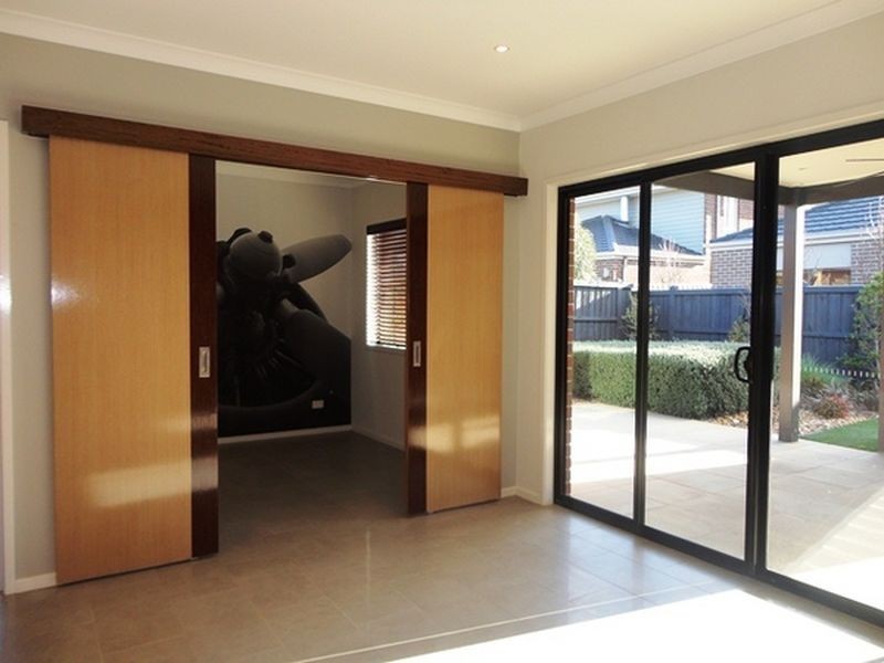 27 Citybay Drive, Point Cook VIC 3030