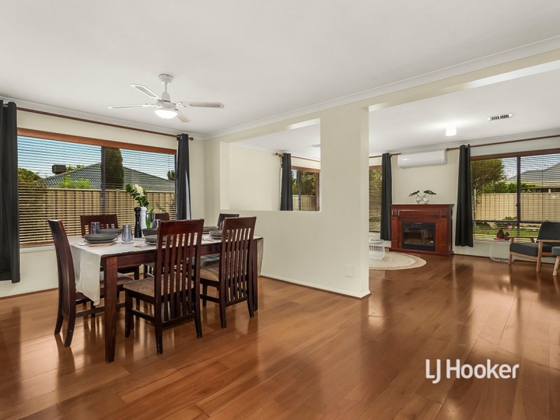 20 Sumner Crescent, Point Cook VIC 3030