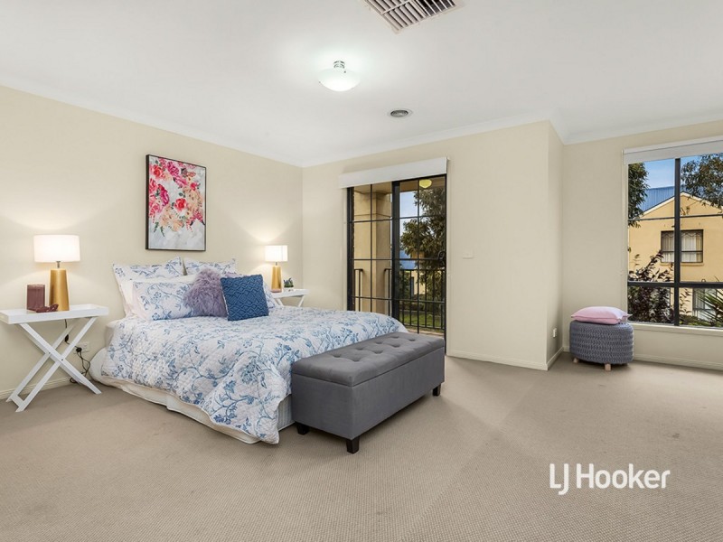 20 Sumner Crescent, Point Cook VIC 3030