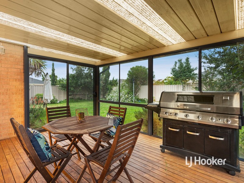 20 Sumner Crescent, Point Cook VIC 3030