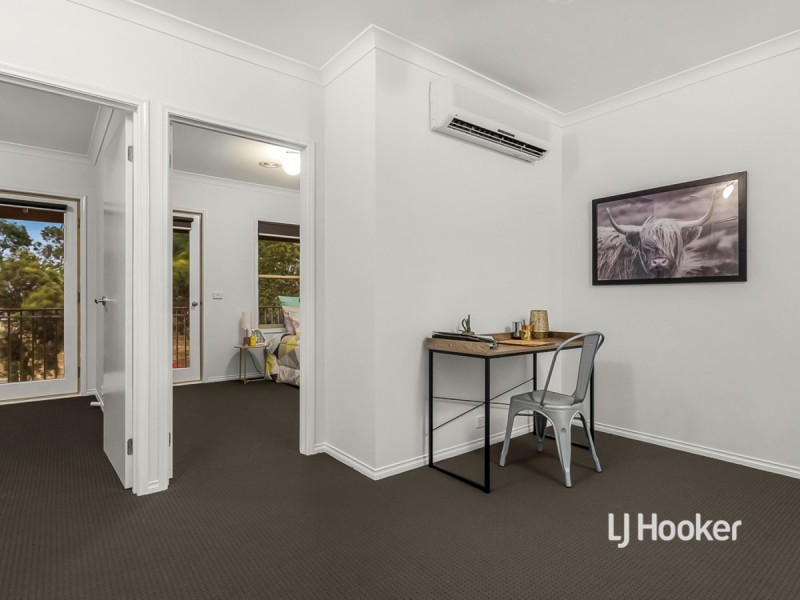 1/14 Mickleton Grove, Point Cook VIC 3030