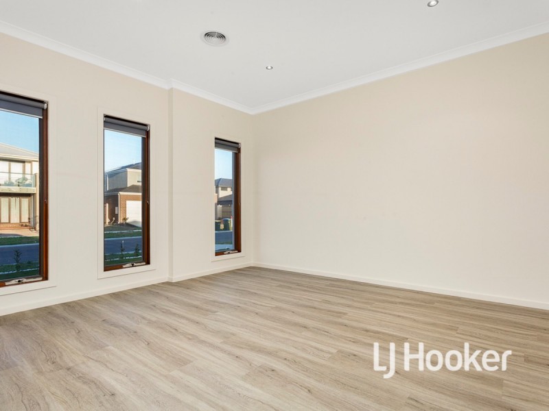64 Waves Drive, Point Cook VIC 3030