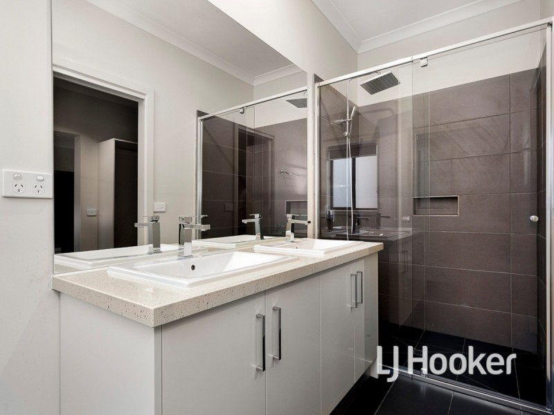 64 Waves Drive, Point Cook VIC 3030