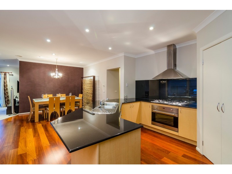 2 Villiers Drive, Point Cook VIC 3030