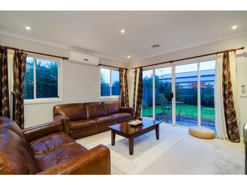 2 Villiers Drive, Point Cook VIC 3030