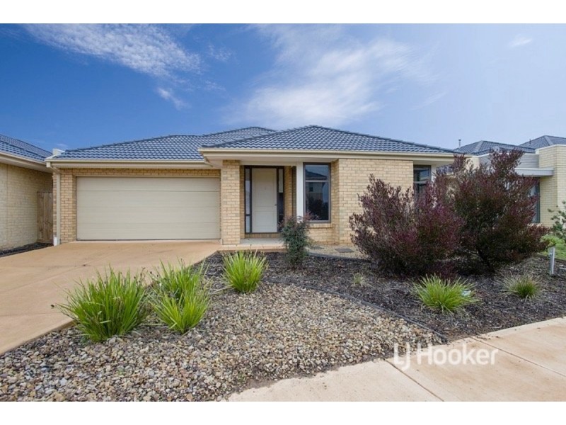 250 Sanctuary Lakes South Boulevar, Sanctuary Lakes VIC 3030