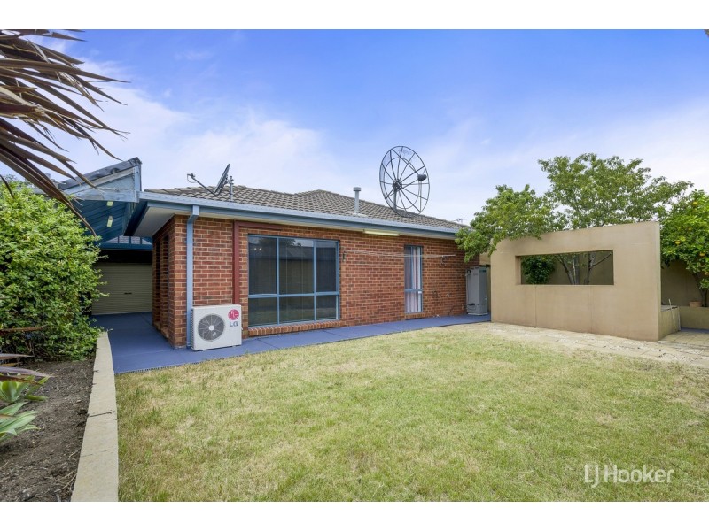 13 Cotterell Way, Seabrook VIC 3028