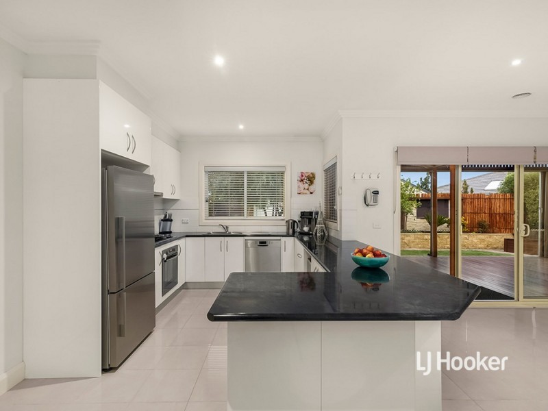 7 Hibiscus Crescent, Point Cook VIC 3030