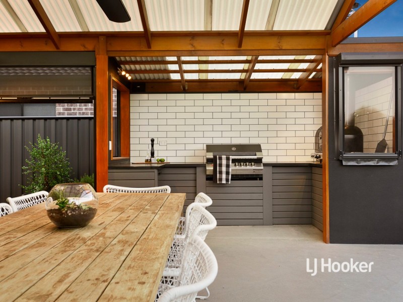 54 Kellerman Drive, Point Cook VIC 3030